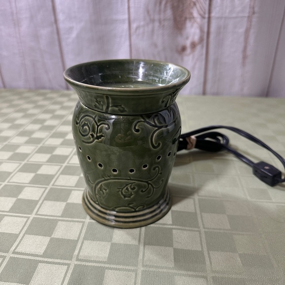 Scentsy Green Candle Holder Accents - Picture 1 of 5